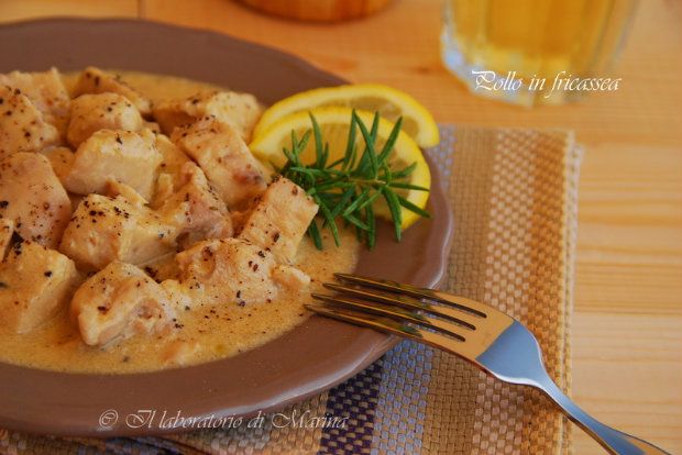 Koτόπουλο φρικασέ αλα ιταλικά