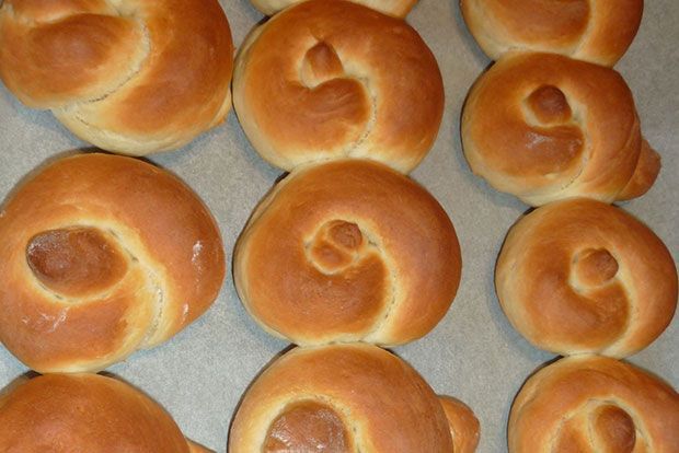 Κουλούρια αφράτα, ξεροτριφτά από την Άνδρο