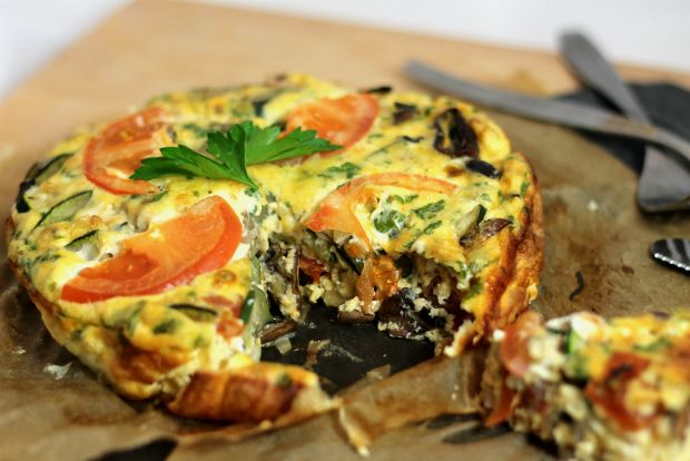 Κυριακή στου εργένη: ομελέτα από τους γείτονες