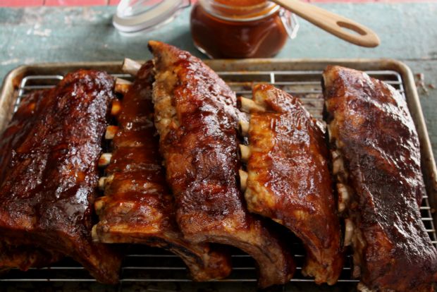 Όλα κόκκινα