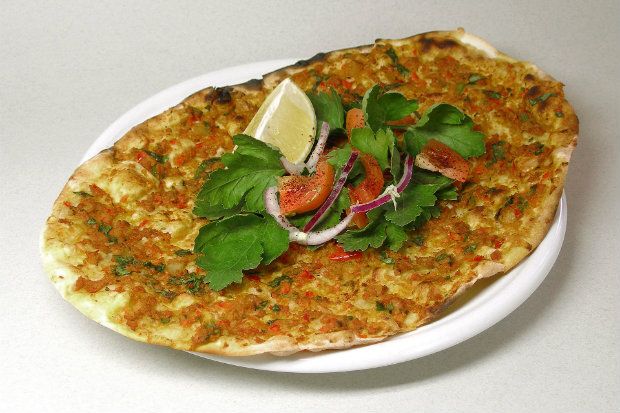 Λαχματζούν, η πίτσα της Ανατολής