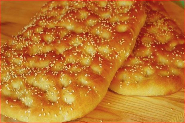 Λαγάνα με το μυστικό του φούρναρη