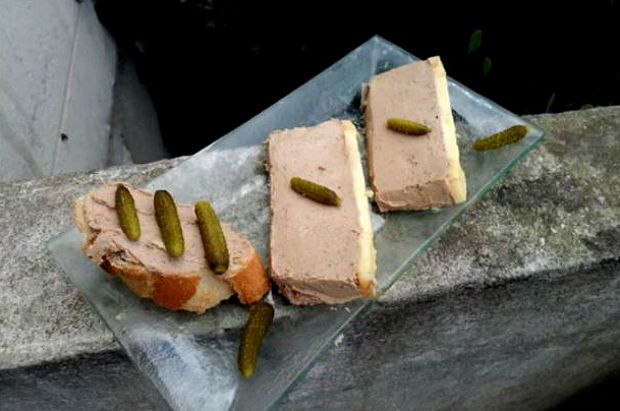 Λιχουδιά αξιώσεων στα μέτρα μας: γαλλικό πατέ