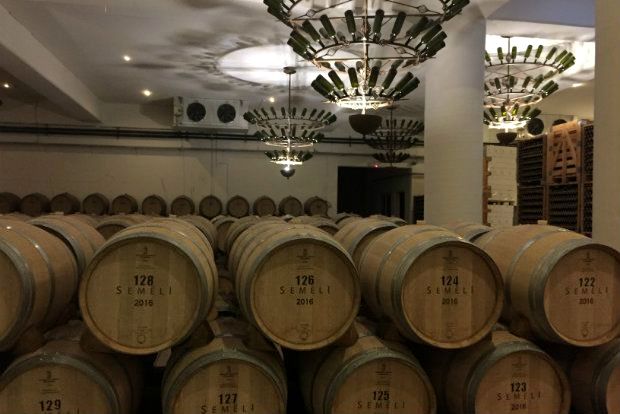 Μαγειρεύοντας με κρασί Σεμέλη