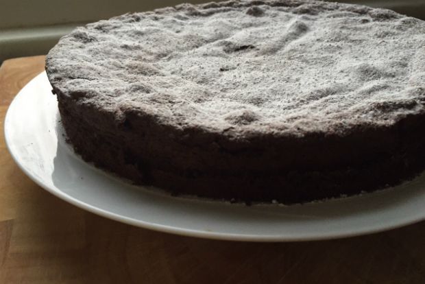 Μαλακό και ζουμερό κέικ σοκολάτας