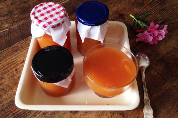 Μαρμελάδα: ροδάκινο ή βερίκοκο;