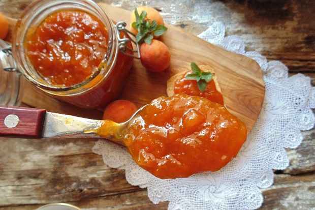 Μαρμελάδα βερίκοκο με μέντα