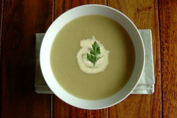 Μετά τους κουραμπιέδες: σούπα με πράσα