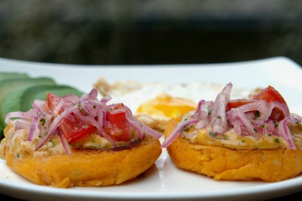 Μεζέδες για Μουντιάλ, V: πατατοκεφτέδες απ’ το Εκουαδόρ