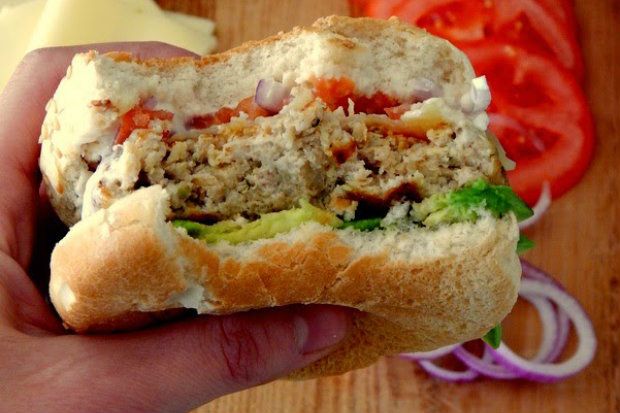 Μπέργκερ κοτόπουλου με παρμεζάνα