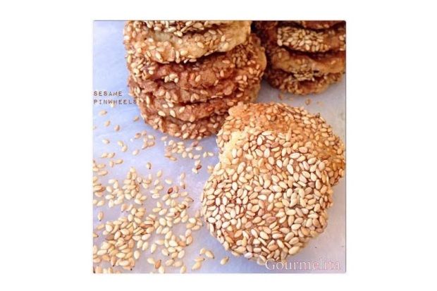 Μπουκιές σησαμιού