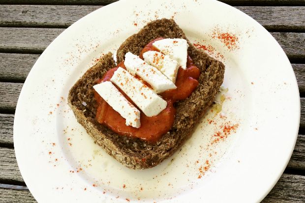 Ένας ντάκος ανάμεσα στο γλυκόξινο και το αλμυρό