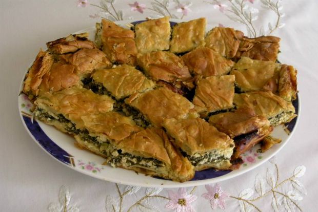 Νινέλη: ζυμώματα που σώζουν σπίτια