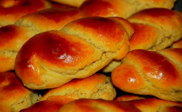 «Ο φούρνος θα τα ψήσει, το σπίτι θα μυρίσει… Κουλουράκια»