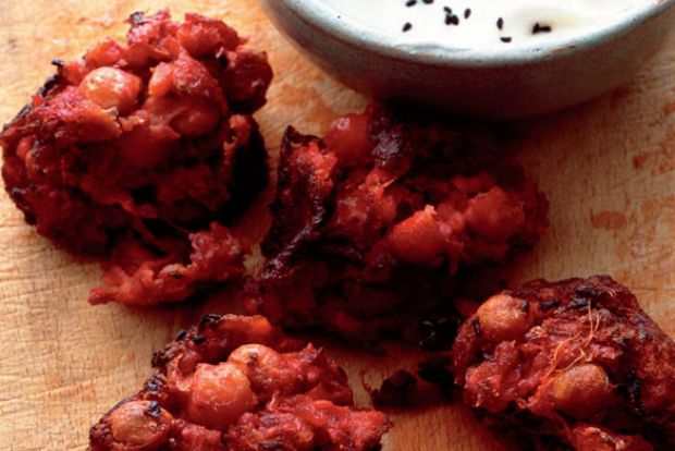 Οι κόκκινοι ρεβιθοκεφτέδες της Λουκίας