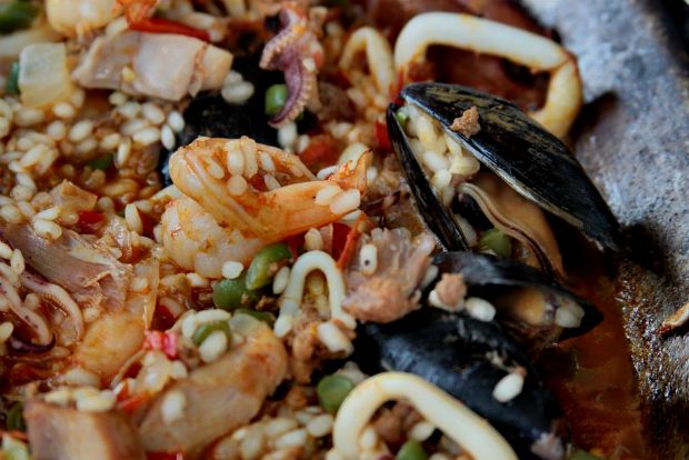 Παέγια με θαλασσινά