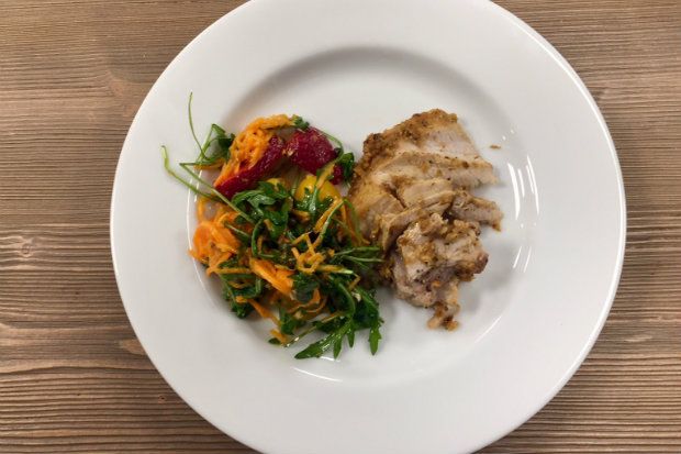 Πανσέτα με τραγανή κρούστα από καραμελωμένους ξηρούς καρπούς