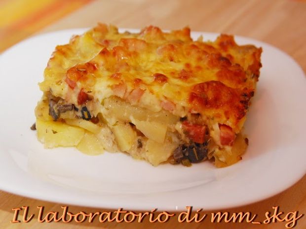 Πατάτες ογκρατέν με τα όλα τους