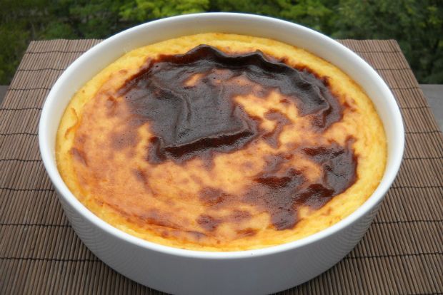 Πες το κι έγινε: γαλατόπιτα μισόγυμνη