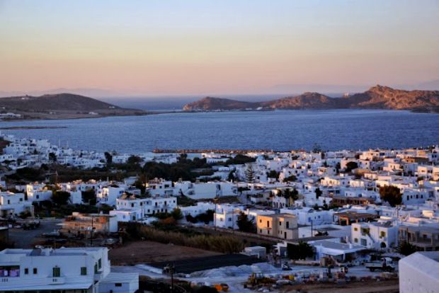 Πιάνοντας σούμα στην Πάρo