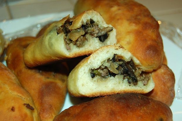 Πιροσκί, αγάπη μου. Από το Βόλγα στη Νεμπράσκα μέσω Ομονοίας