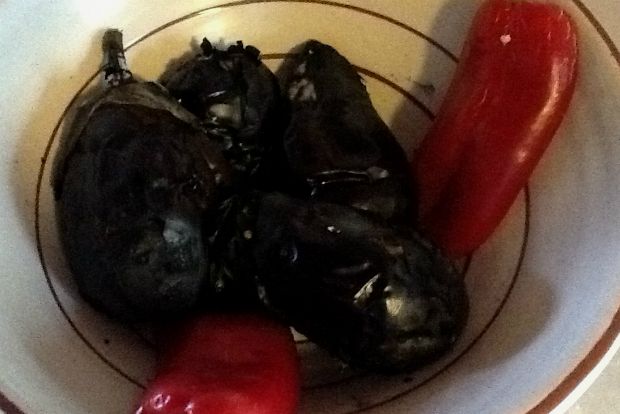 Πουρές μελιτζάνας με μπεκρή μεζέ