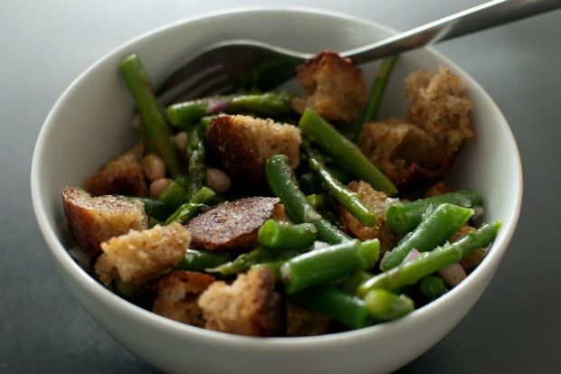 Πράσινη ρεβάνς: πανζανέλα με φασoλάκια