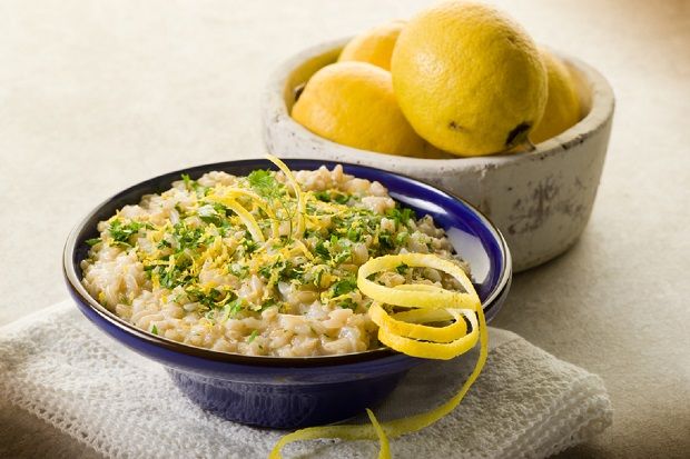 Ριζότο για πρώτο: με λεμόνι και μαϊντανό