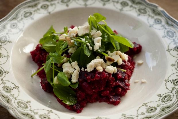 Ριζότο με παντζάρι και τυριά