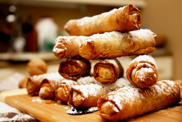 Ρολά κριτσανιστά με αμύγδαλα