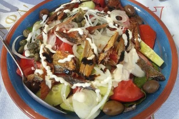 Σαλάτα με τσίρο, στα Βρουλίδια