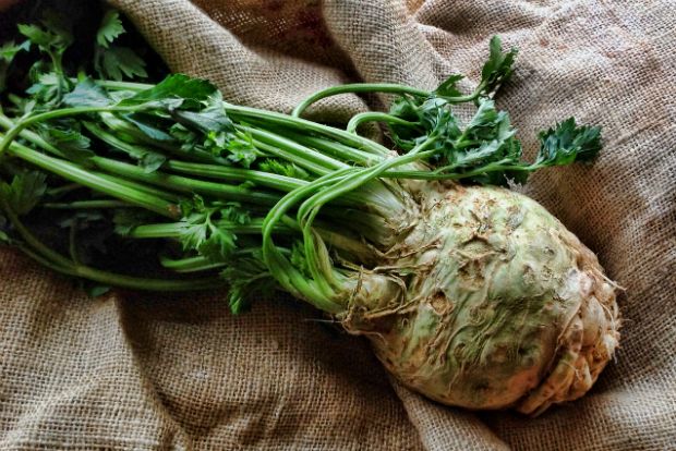 Σελινόριζα: άσχημη και πολλαπλώς υπέροχη