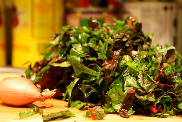 Σέσκουλα με λιαστή ντομάτα, κάπαρη και φέτα