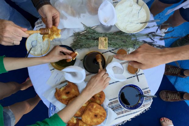 Σκυριανή Βόλτα: λαδόπιτες έτσι και αλλιώς