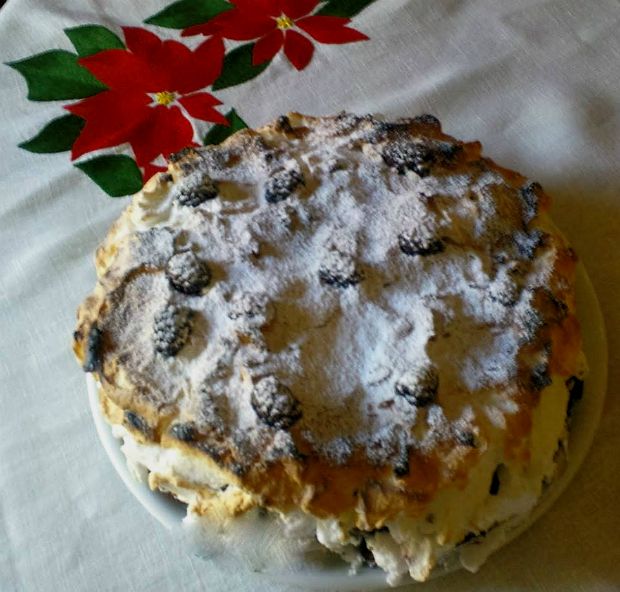 Σοκολατένια τούρτα με βατόμουρα