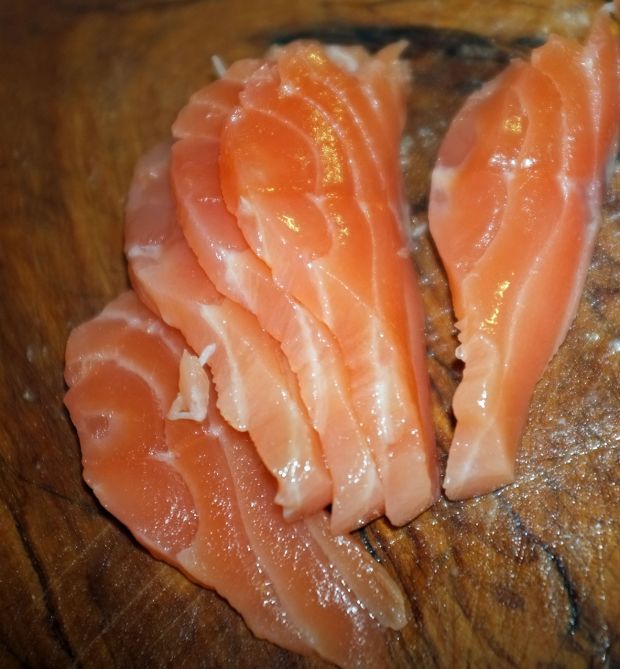 Σολομός αλλιώς: με κρέμα αβοκάντο και φοκάτσια