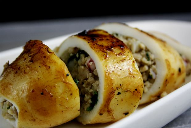 Σουπιά ή καλαμάρι γεμιστό αλλιώς