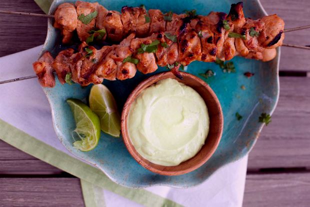 Σουβλάκια κοτόπουλου με πορτοκάλι και μέλι