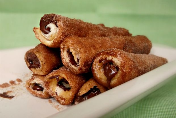 Στριφογυριστά γαλλικά φιλιά