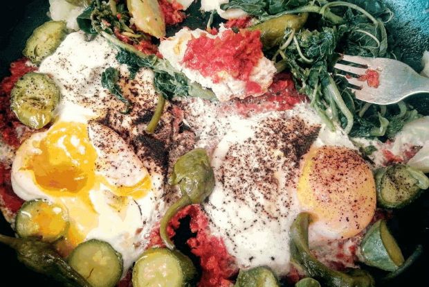 «Συμπεθεριό» με αυγά στο τηγάνι