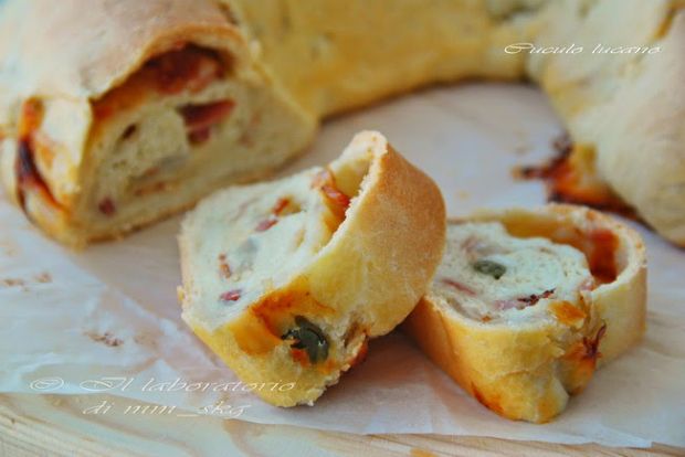 Τα ιταλικά: κούκουλο από τη Λουκάνια