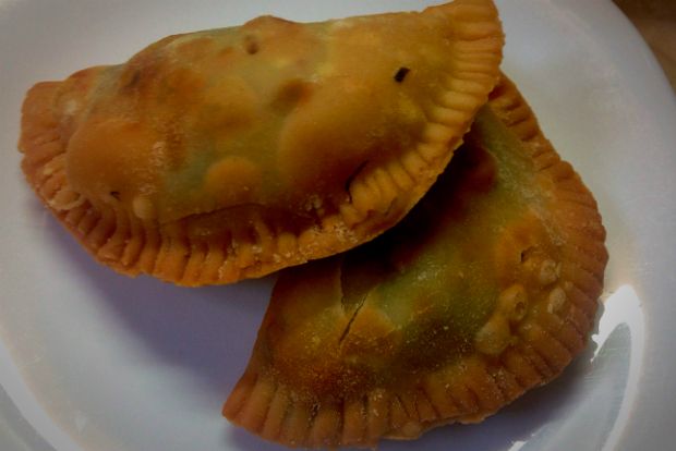 Τα κρητικά: καλτσούνια της παρηγοριάς