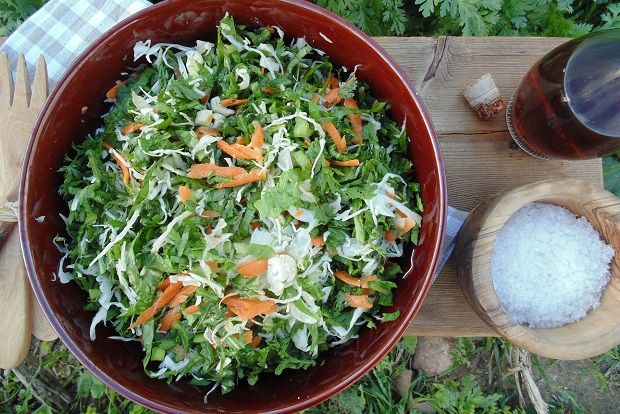 Τα Κρητικά: Σαλάτα με μαντιλίδες