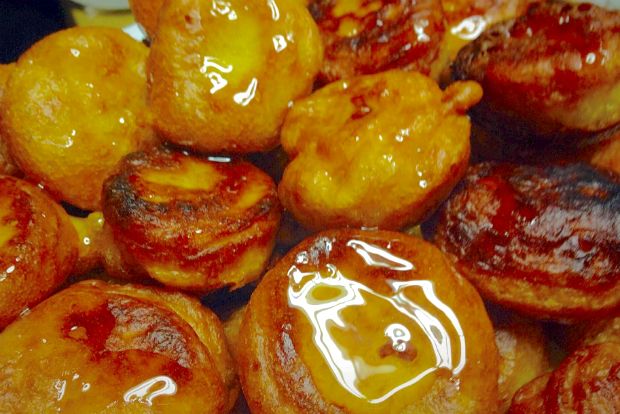 Τα κρητικά: τηγανίτες ή κουταλίτες