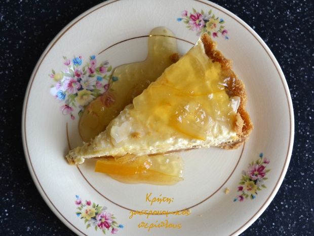 Τάρτα με μους λεμονιού à la Crète