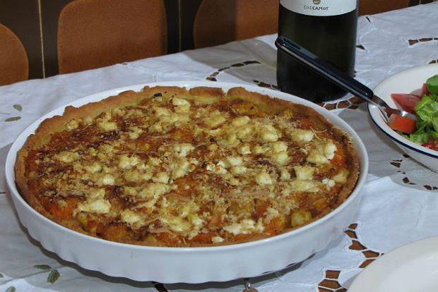 Τάρτα της εποχής, με κολοκύθα και τυριά