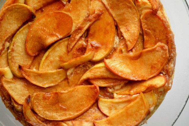 Το cheesecake ντύθηκε μηλόπιτα