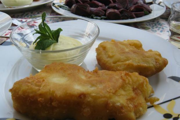 Το έθιμο «επιβάλλει» μπακαλιάρο-σκορδαλιά