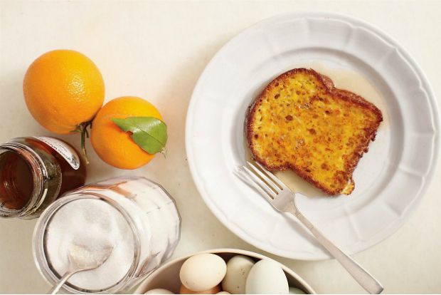 Το πρωί με ξυπνάς με φιλιά (γαλλικά)