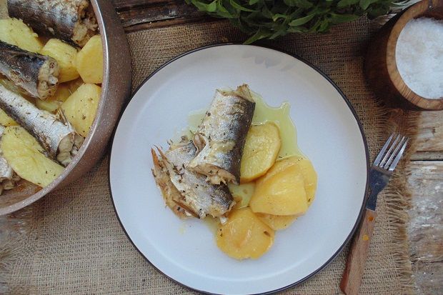 Τουρνάς (ή λούτσος) στον φούρνο